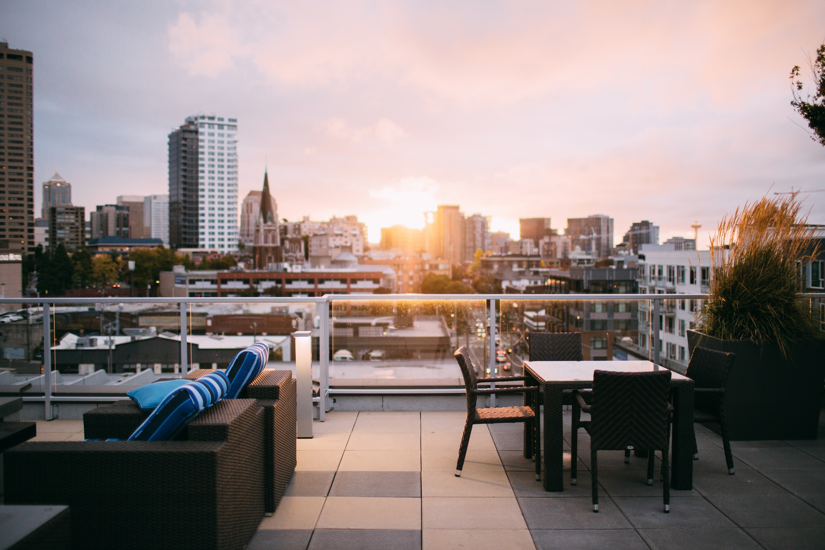 The Best Railings for Rooftop Terraces