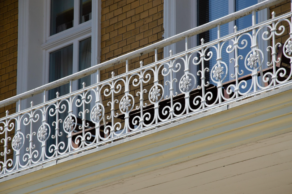 outdoor safety railings